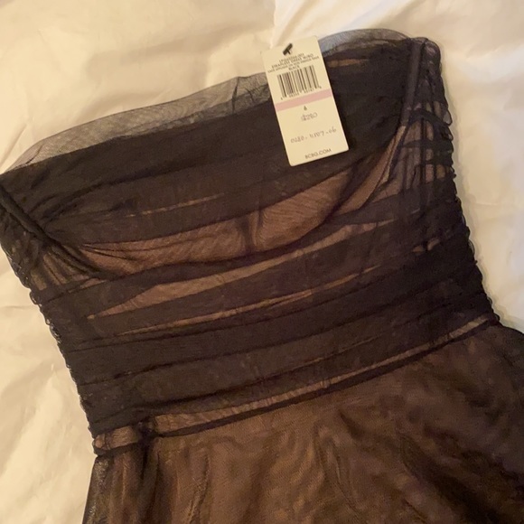 NWT BCBG Mesh Overlay Cocktail Dress 4 - Picture 6 of 9